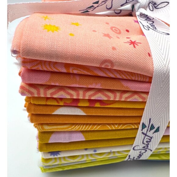 Free Spirit Goldfish Fat Quarter Bundle by Tula Pink NWT - Picture 6 of 9